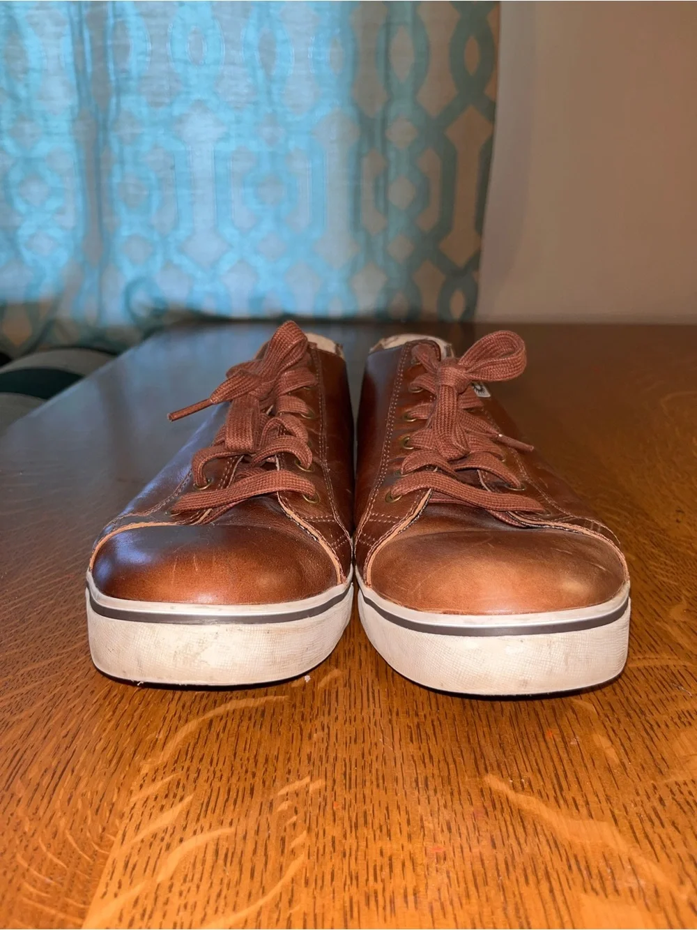 UGG Brown Leather Low-Top Men’s Sneakers
